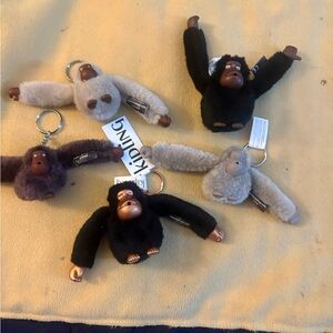 Kipling Keyring with Black Rose Metallic Finish